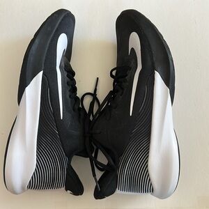 Nike Dual-Tone Black and White Basketball 
Shoes